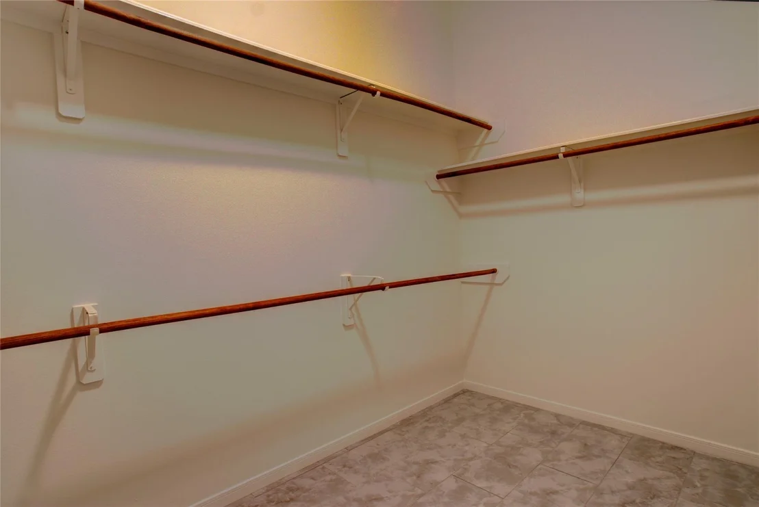 Photo of 3327 River Bend Drive