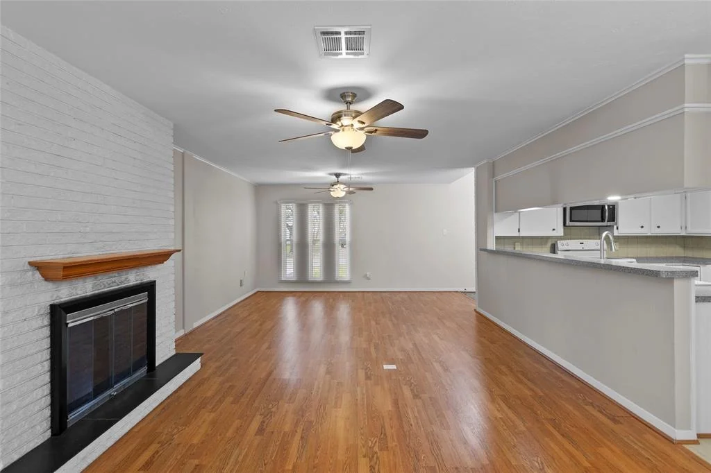 Photo of 5419 Saxon Drive