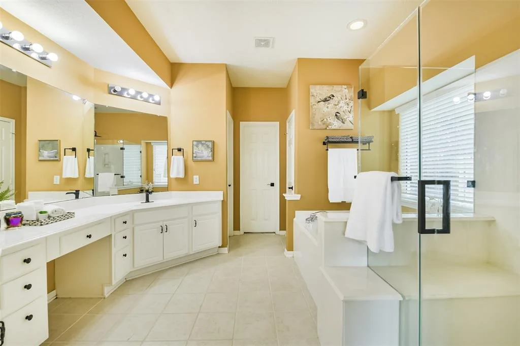 Photo of 9127 Memorial Valley Drive