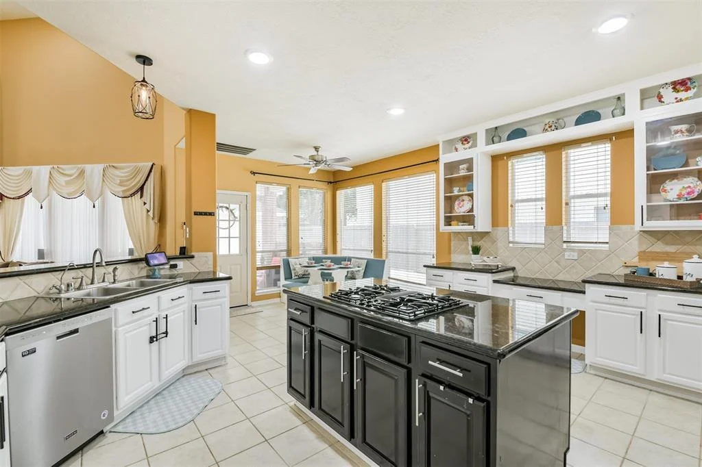 Photo of 9127 Memorial Valley Drive