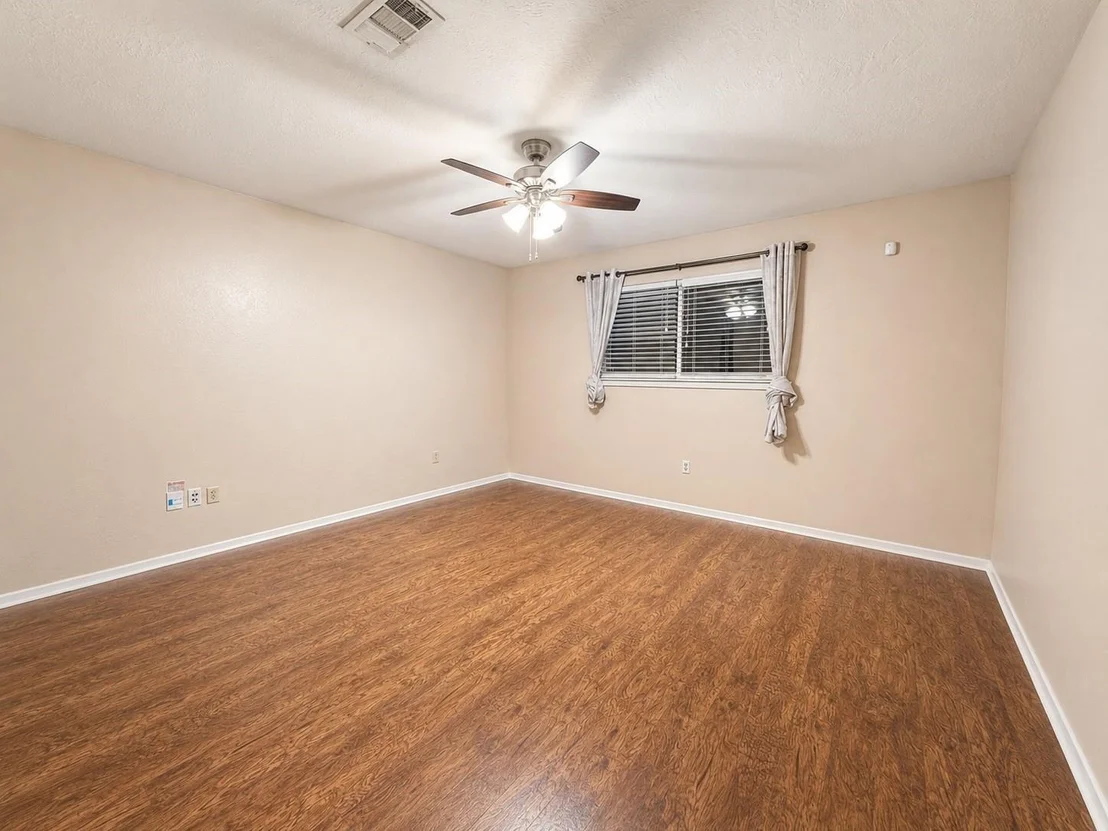 Photo of 5810 Sunnygate Drive