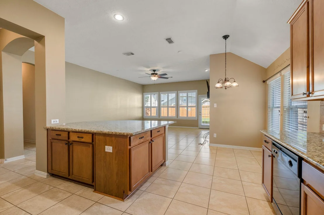 Photo of 20014 Queens Oak Court