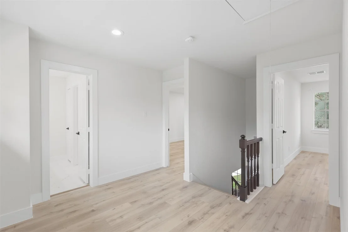 Photo of 8119 Pine Green Lane