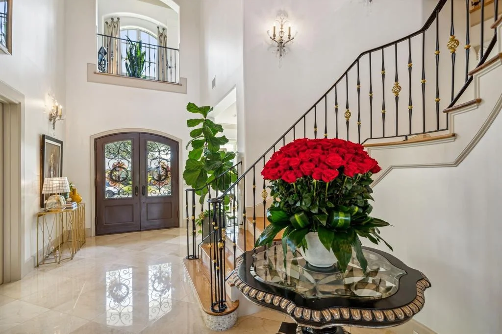Photo of 5642 Terwilliger Way