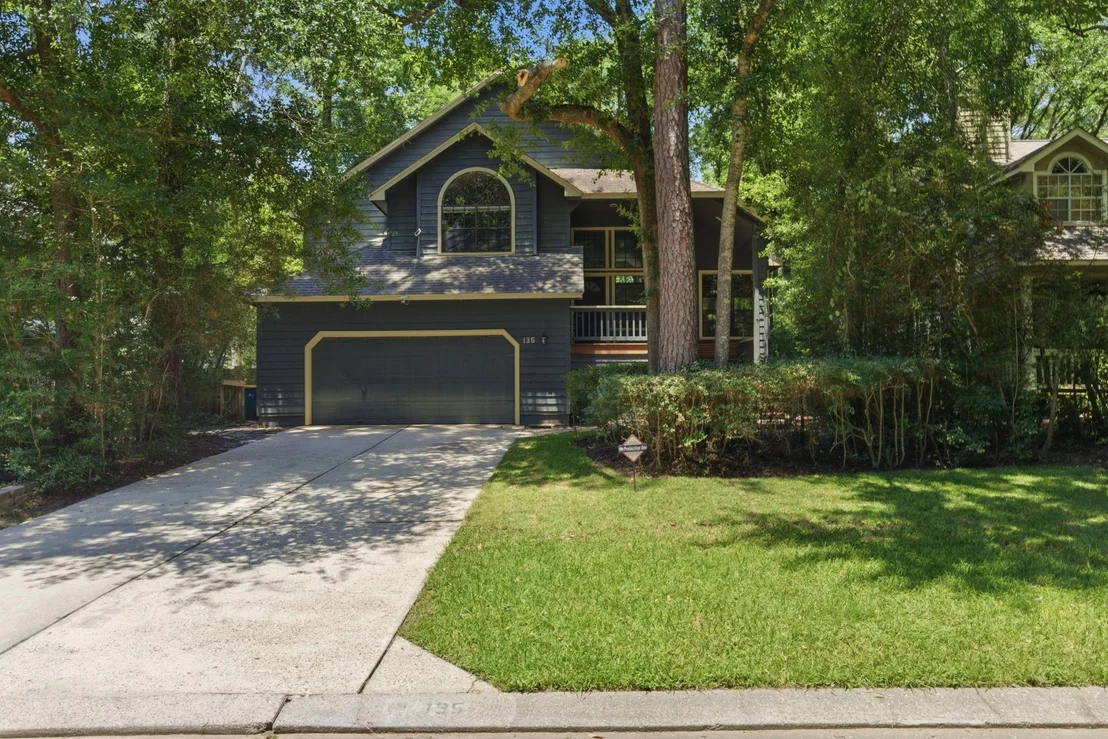 Photo of 135 E Wilde Yaupon