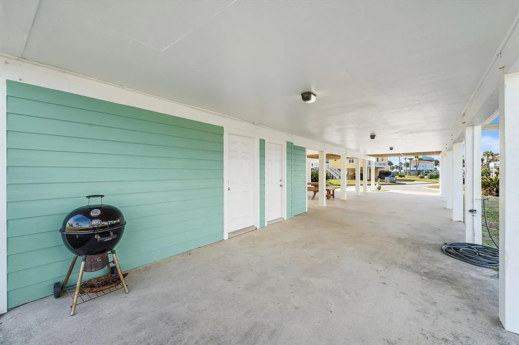 Photo of 16906 Beachcomber