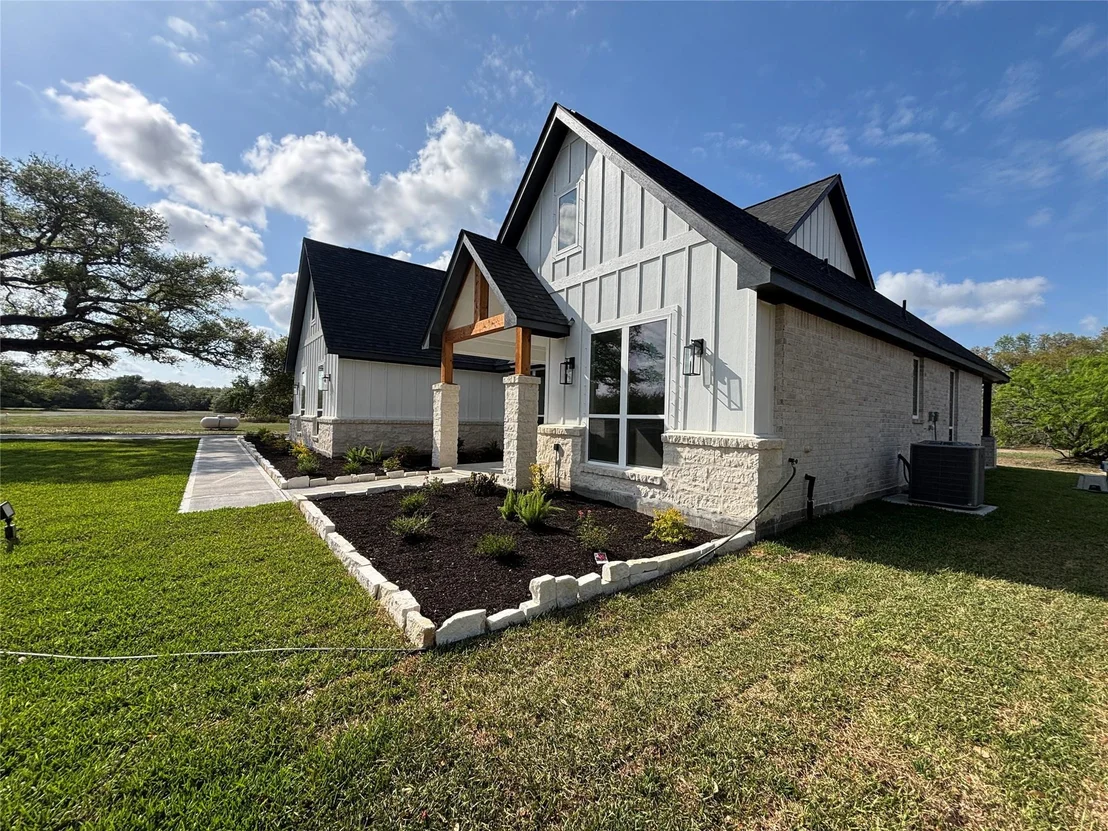 Photo of 45 Center Tree Drive