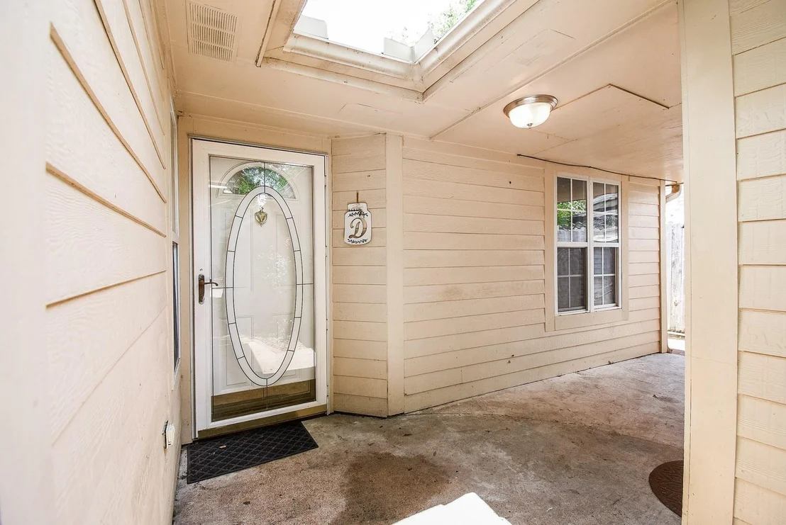 Photo of 20307 Linden Tree Drive