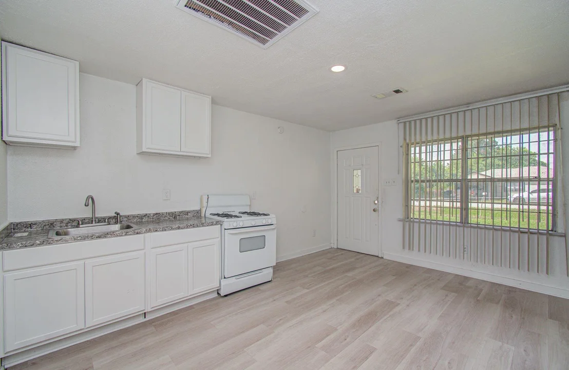Photo of 7622 Delavan Drive