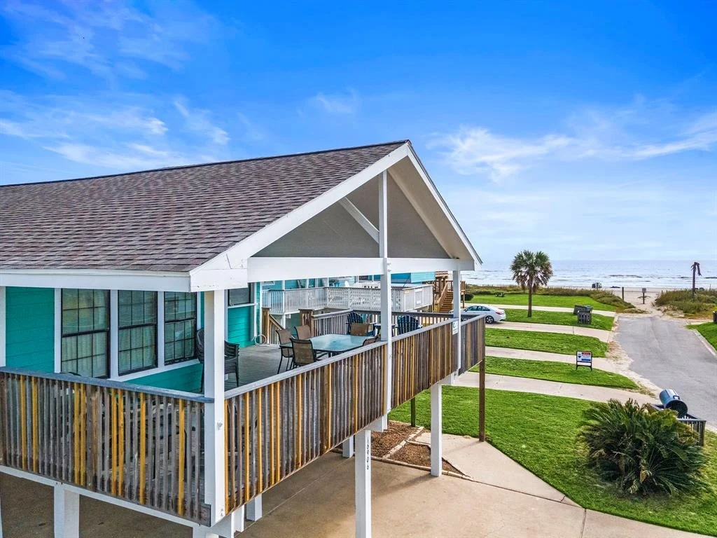 Photo of 16906 Beachcomber
