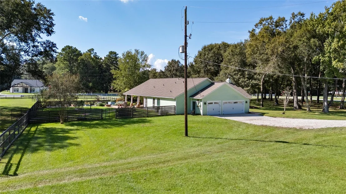 Photo of 28907 Valley Commons Drive