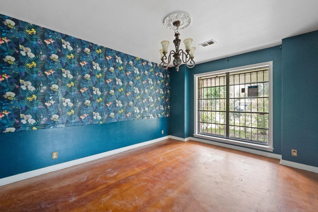 Photo of 8622 Dover Street