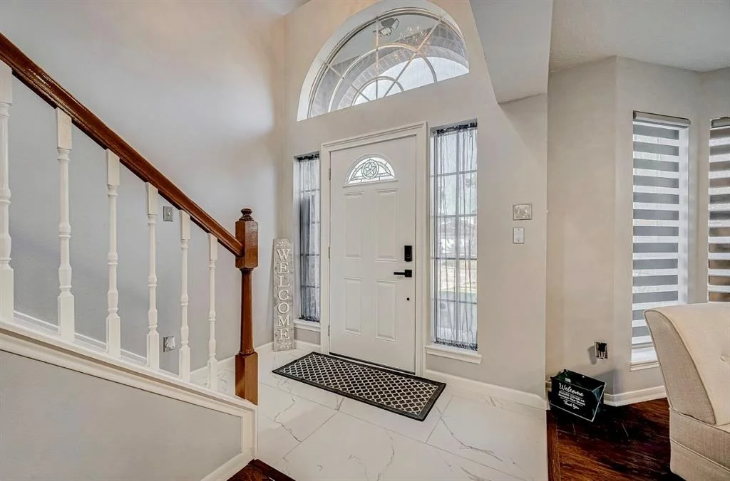 Photo of 16107 Lakestone Drive