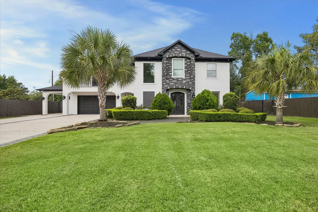 Photo of 20994 Briar Cove Circle