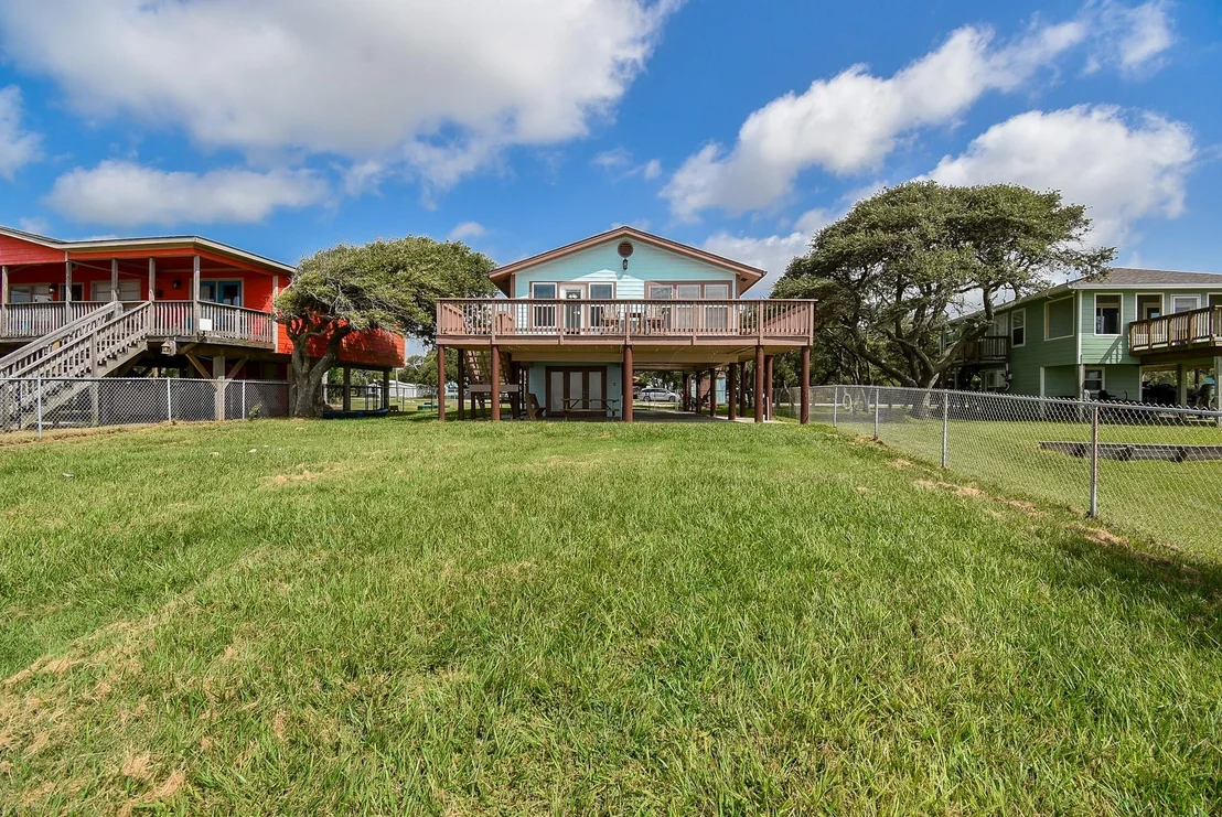 Photo of 2116 W Bayshore Drive