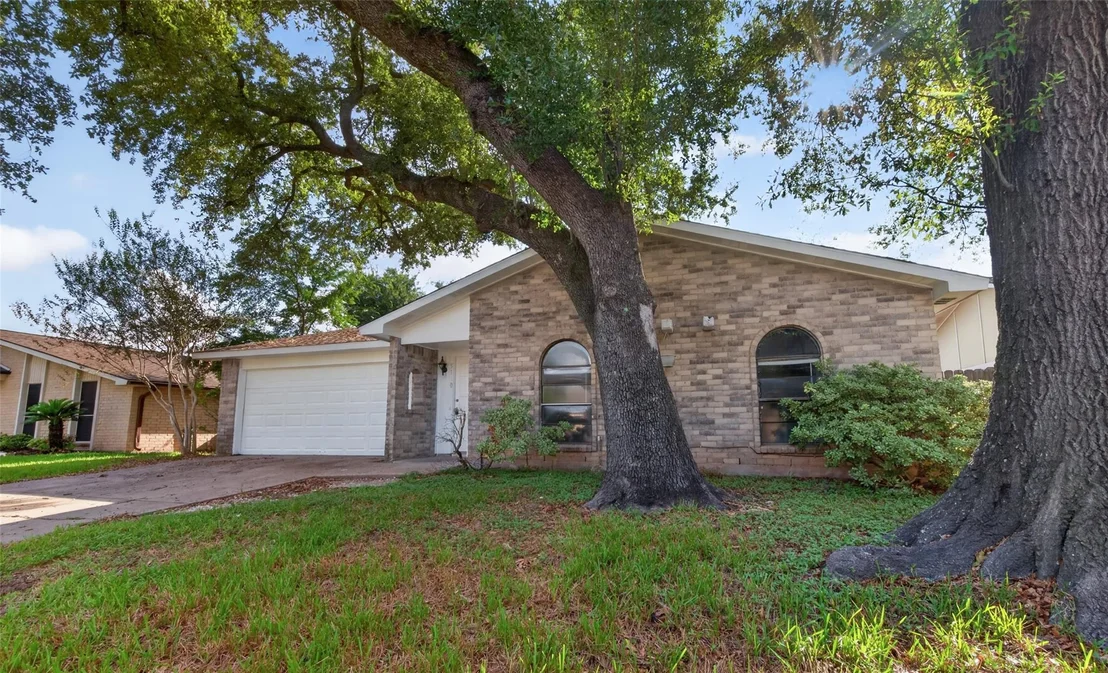 Photo of 5110 Lerwick Drive