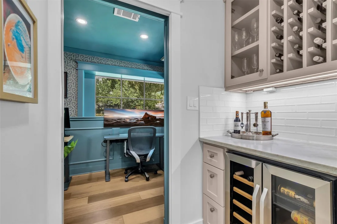 Photo of 606 Hallie Drive