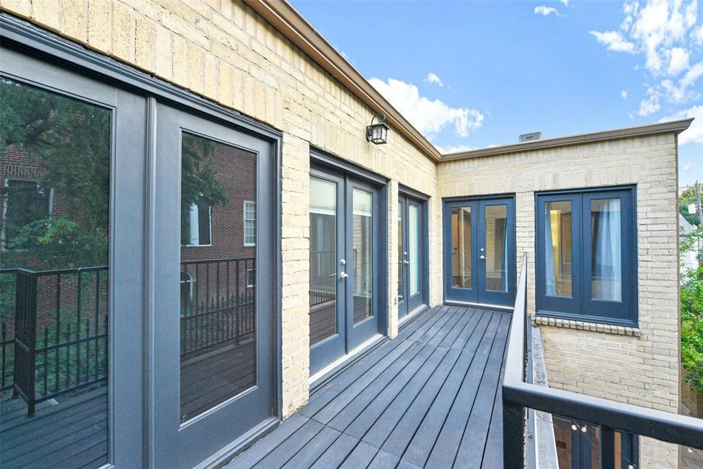Photo of 897 Kirby Drive