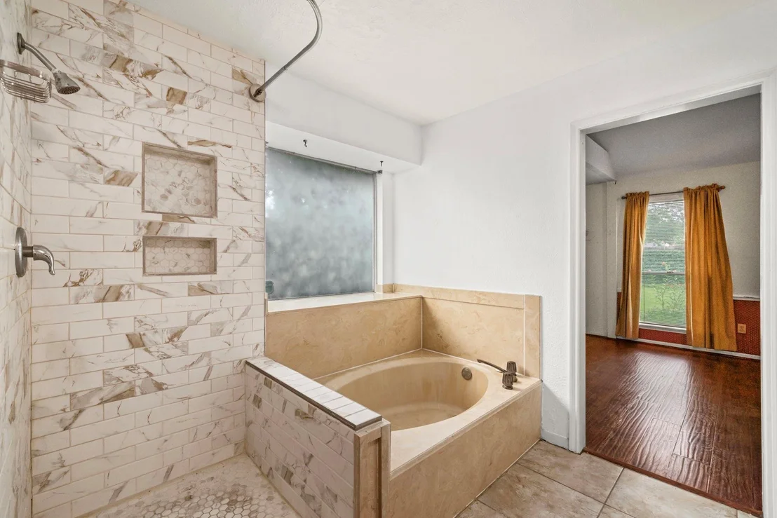 Photo of 902 Mesa Terrace Drive