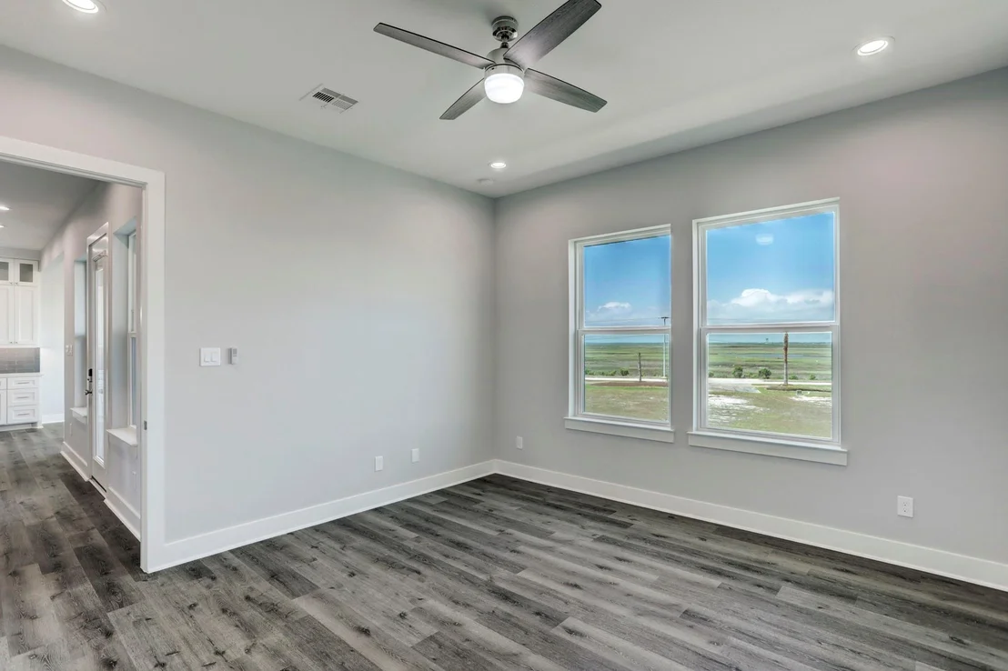 Photo of 20 Largo