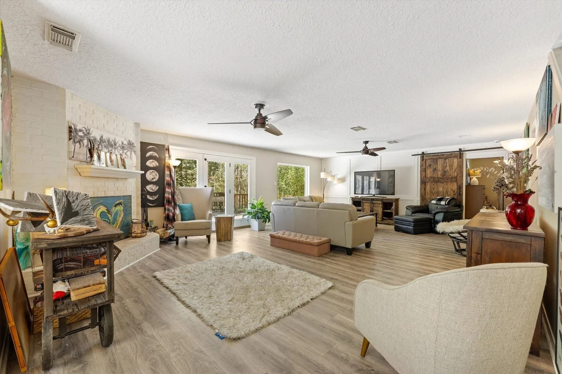 Photo of 57 Lake Forest Circle