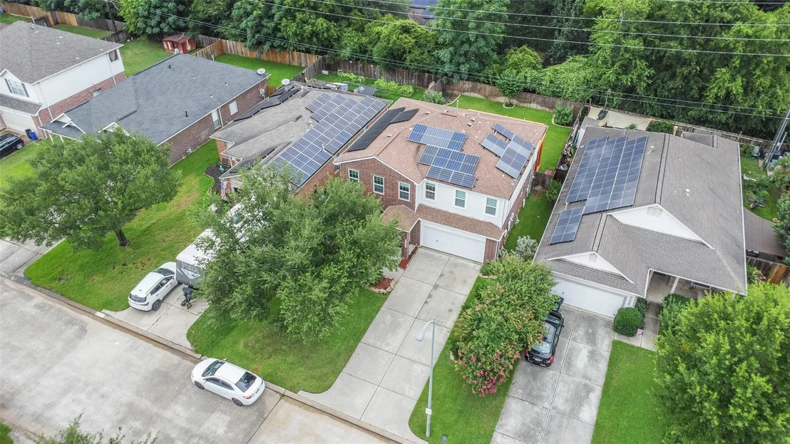 Photo of 21930 Willow Shadows Drive