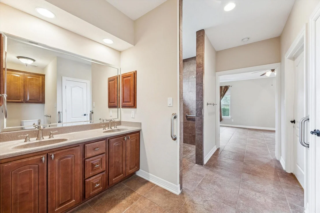 Photo of 324 Howard Street