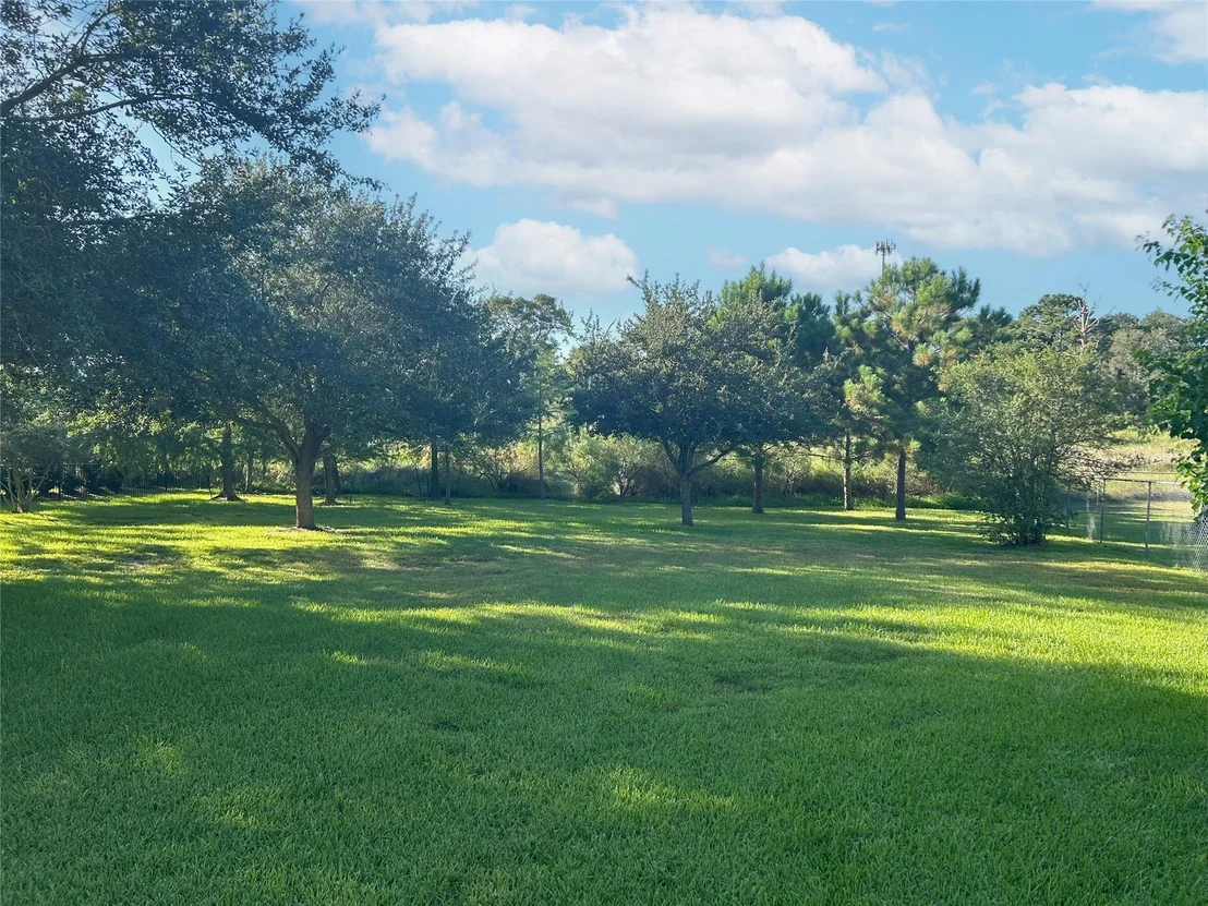 Photo of 570 Surf Oaks Drive