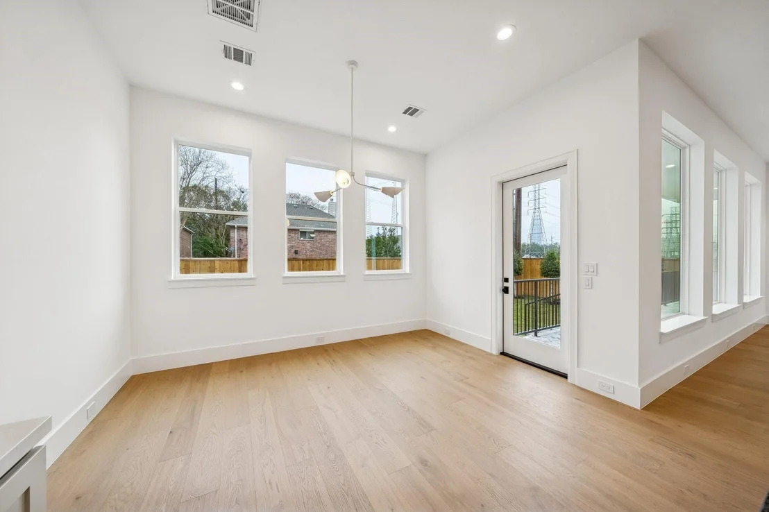 Photo of 1227 Howard Lane