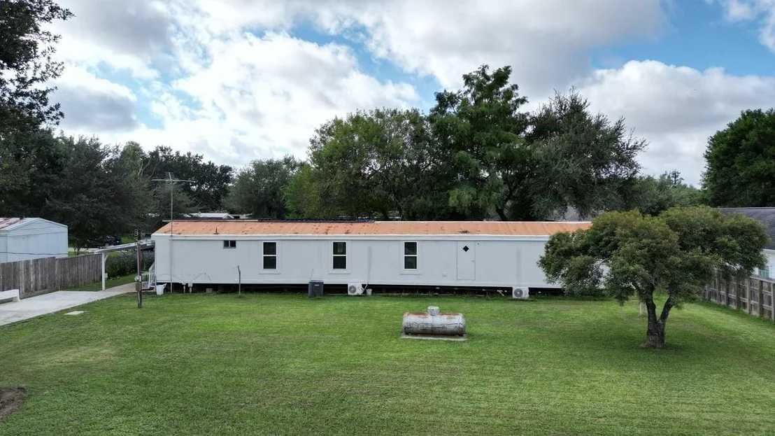 Photo of 22202 Maplewood Drive