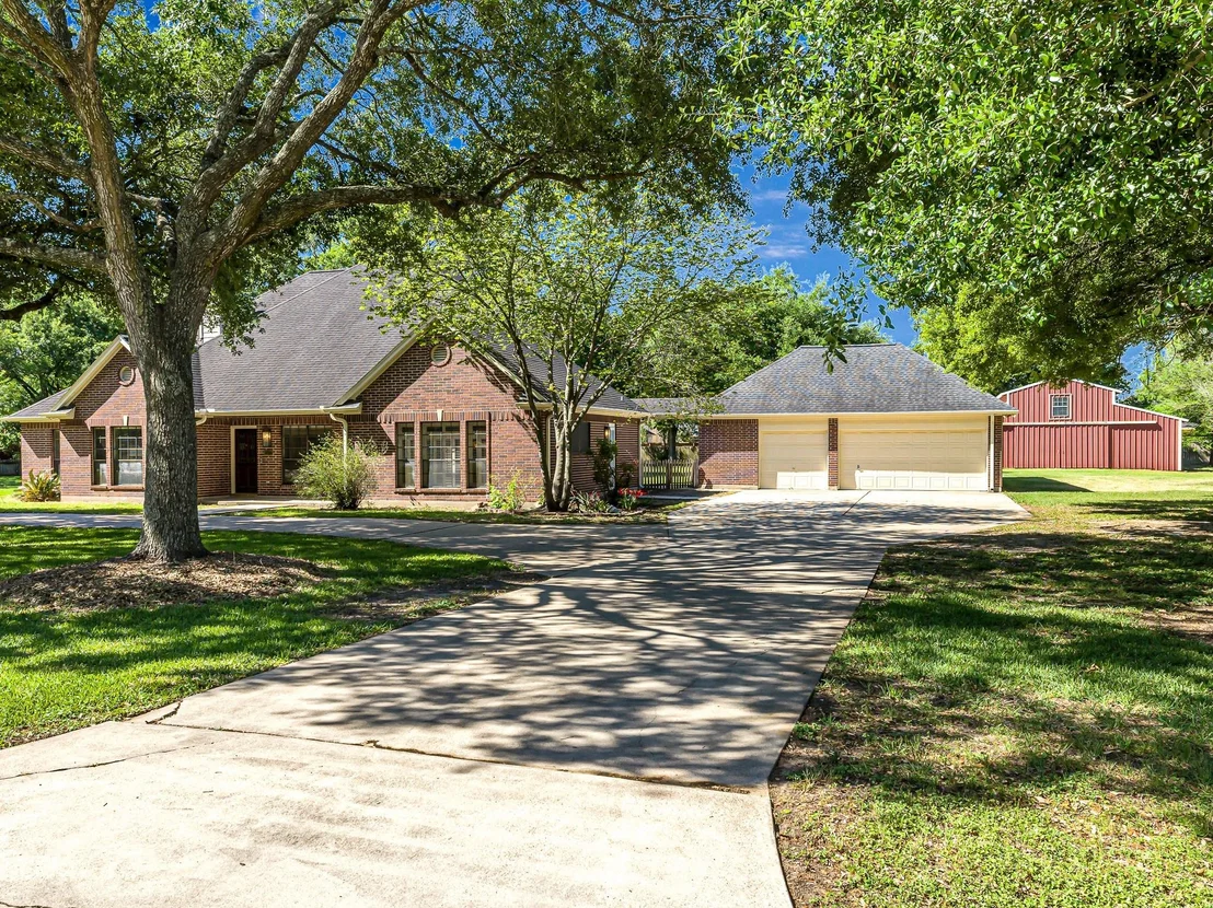 Photo of 3102 Willow Creek Lane