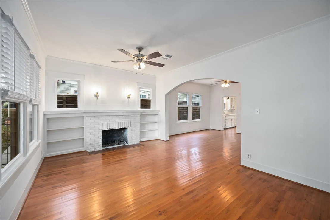 Photo of 2608 Morrison Street