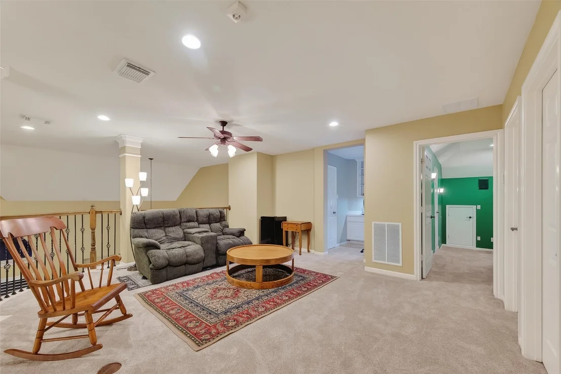 Photo of 14327 Norhill Pointe Drive