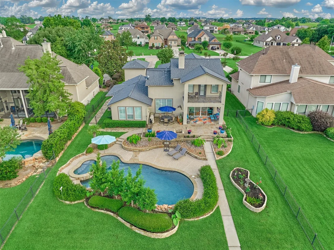 Photo of 11560 Grand View Drive