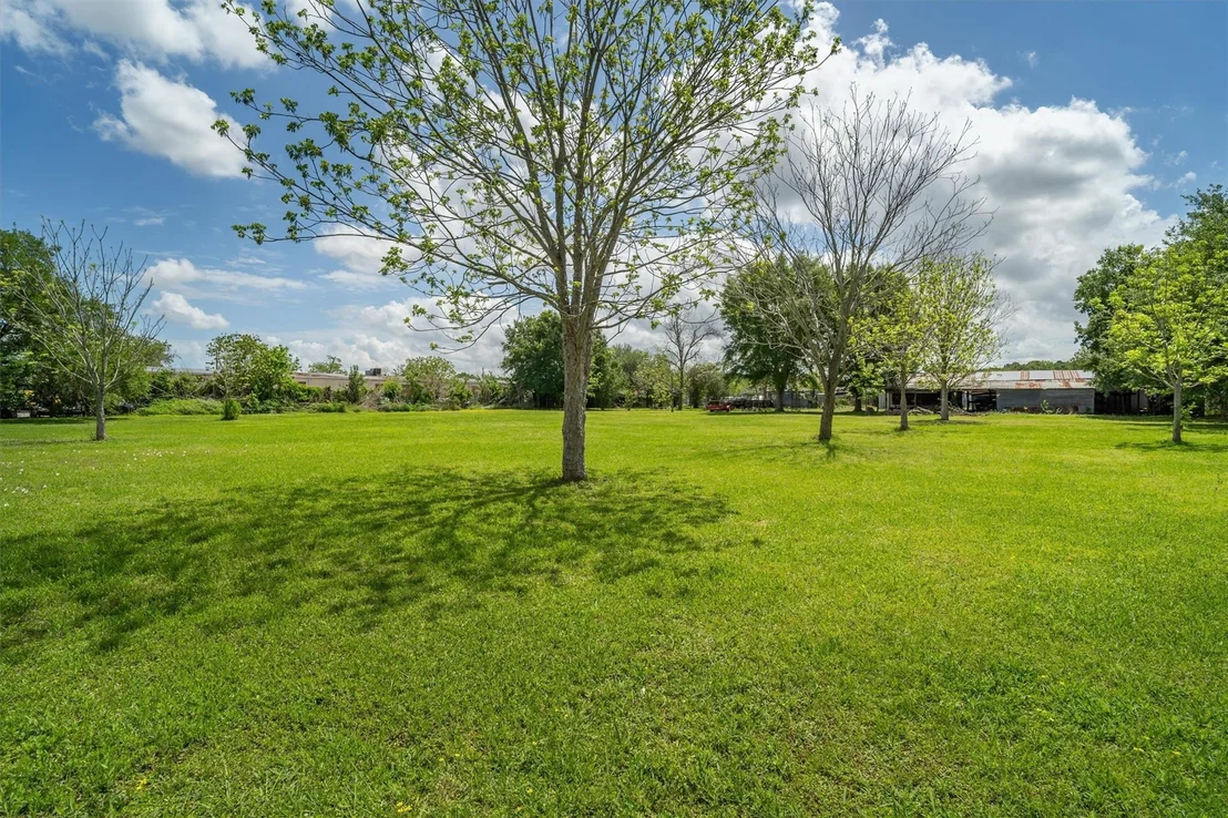 Photo of 7833 Almeda Genoa Road