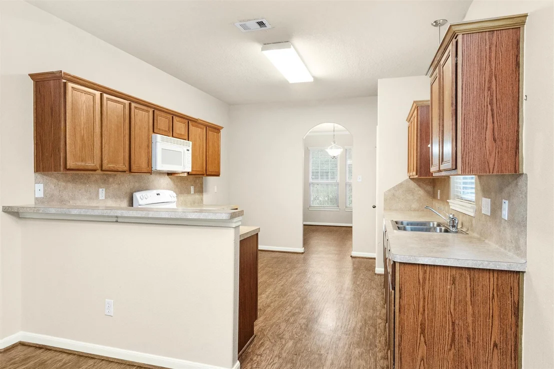 Photo of 996 Oak Glen Drive