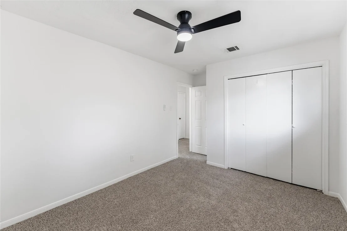 Photo of 4927 Glendower Drive