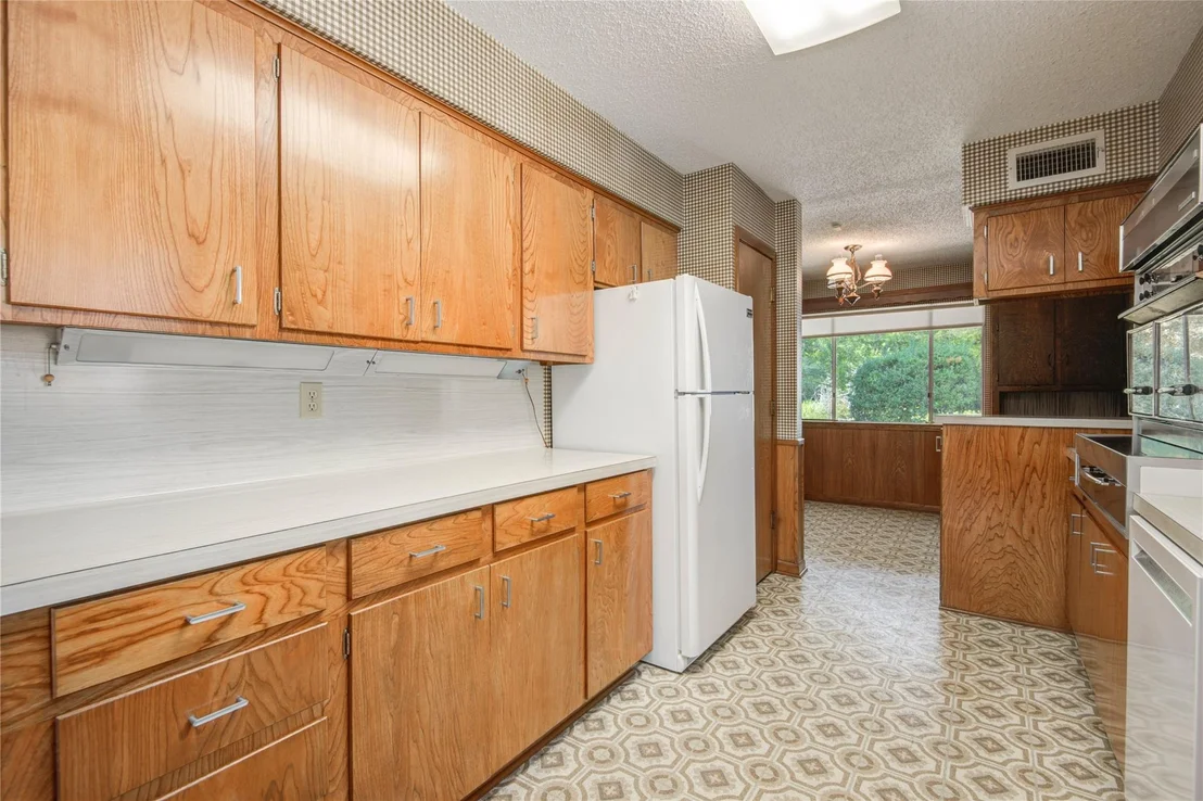 Photo of 114 Post Oak Road