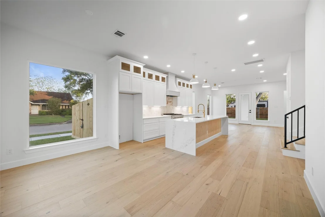 Photo of 8646 Alcott Drive