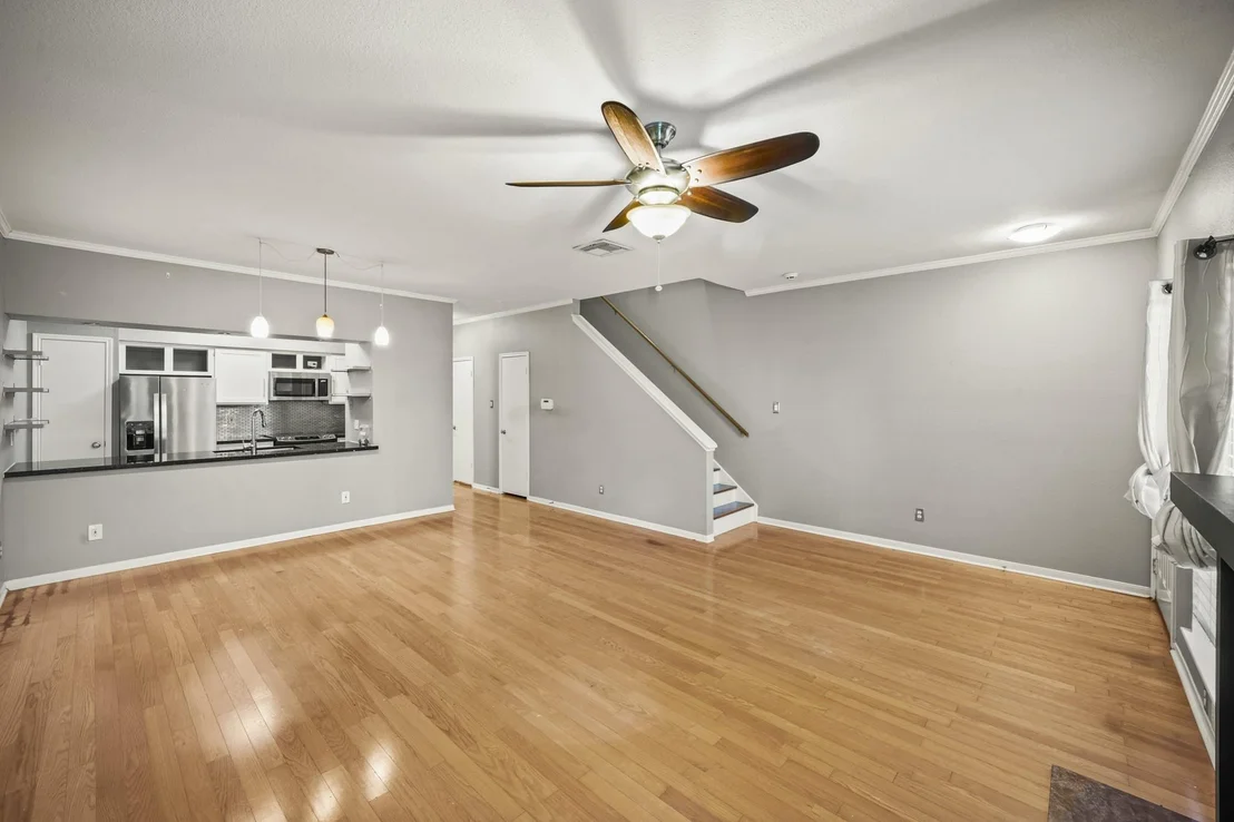 Photo of Unit 306 at 3780 Tanglewilde Street