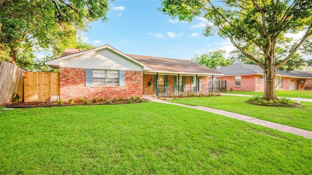 Photo of 5007 Redstart Street
