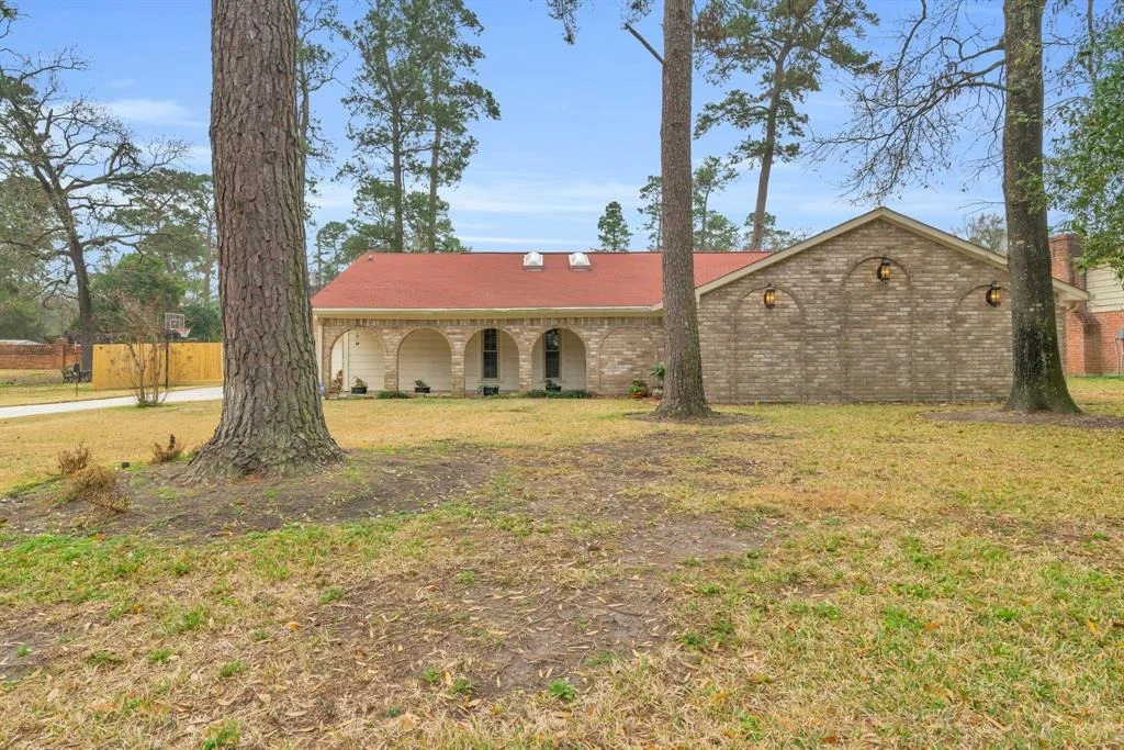 Photo of 302 Shady Glen Lane