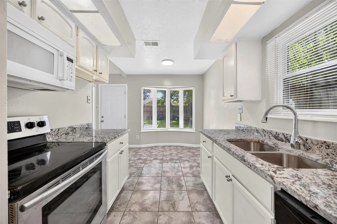 Photo of 11307 Langdon Lane