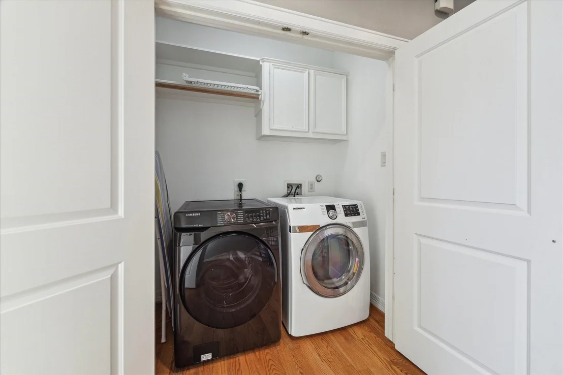Photo of Unit C at 907 Rhode Place