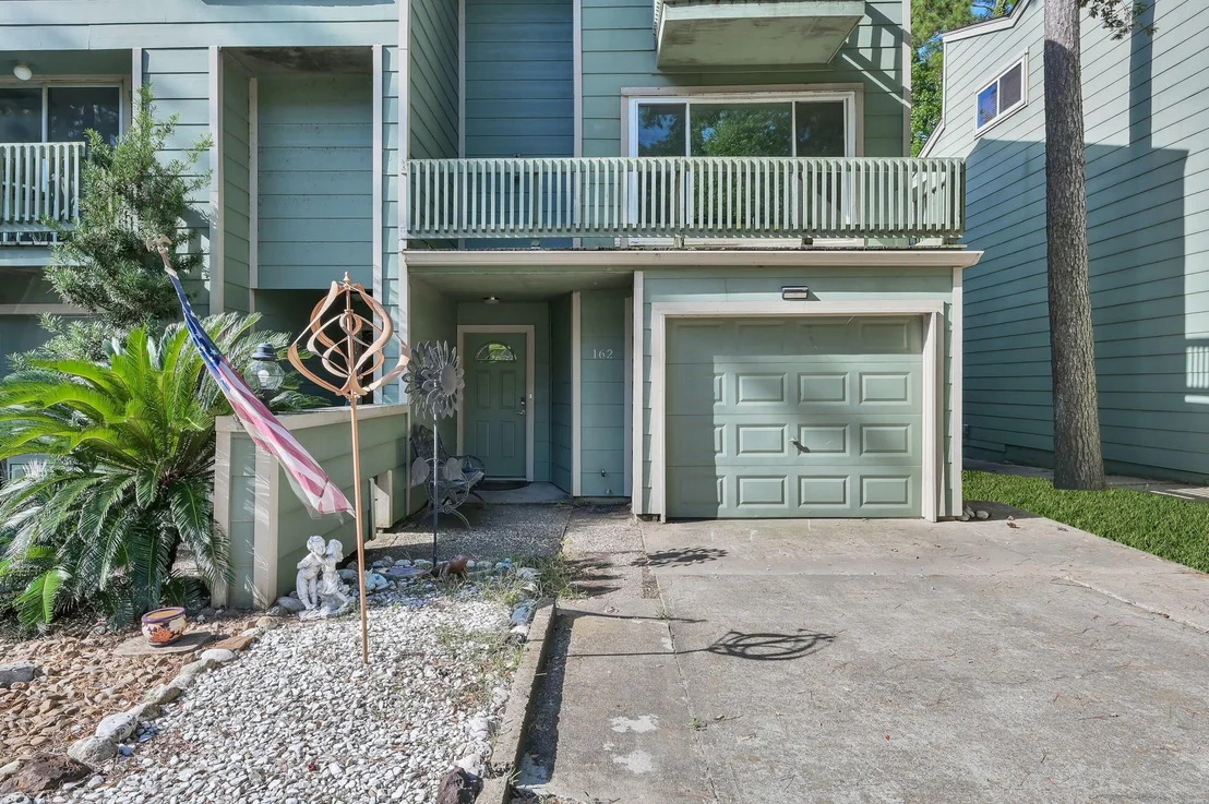 Photo of 162 Villa Way