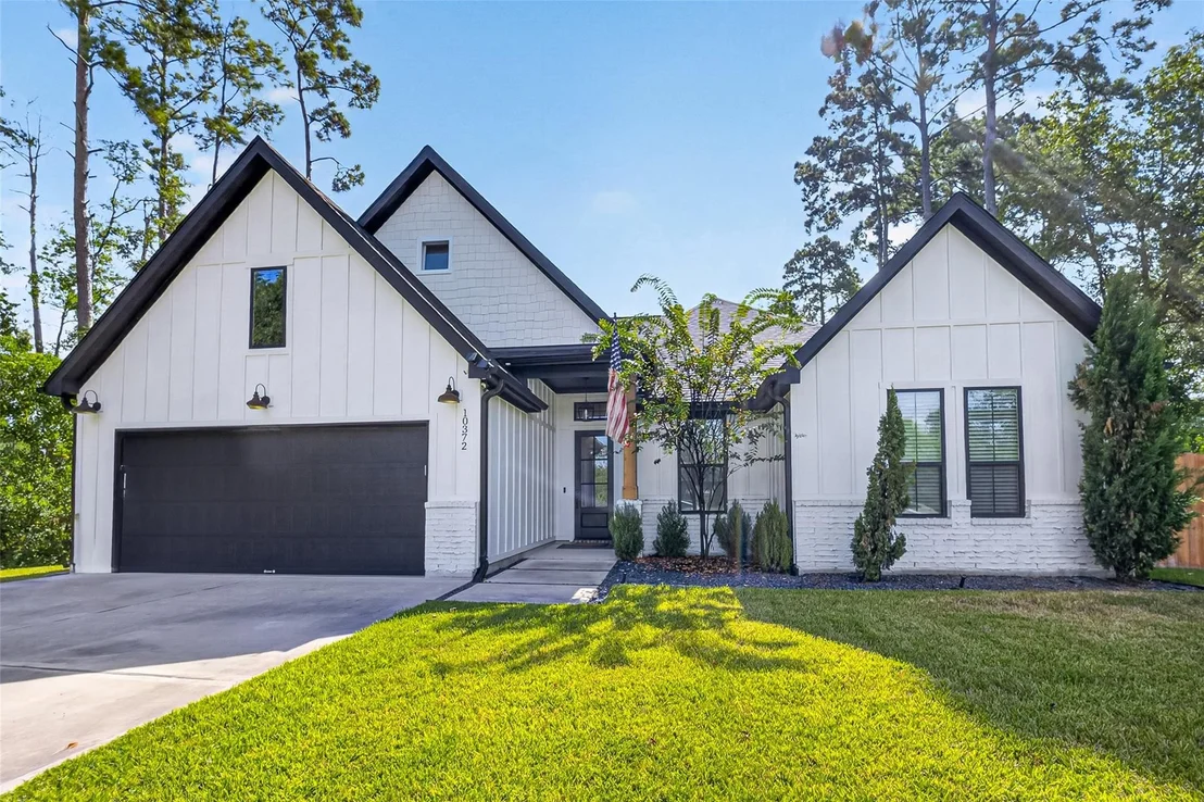 Photo of 10372 Fairview Drive