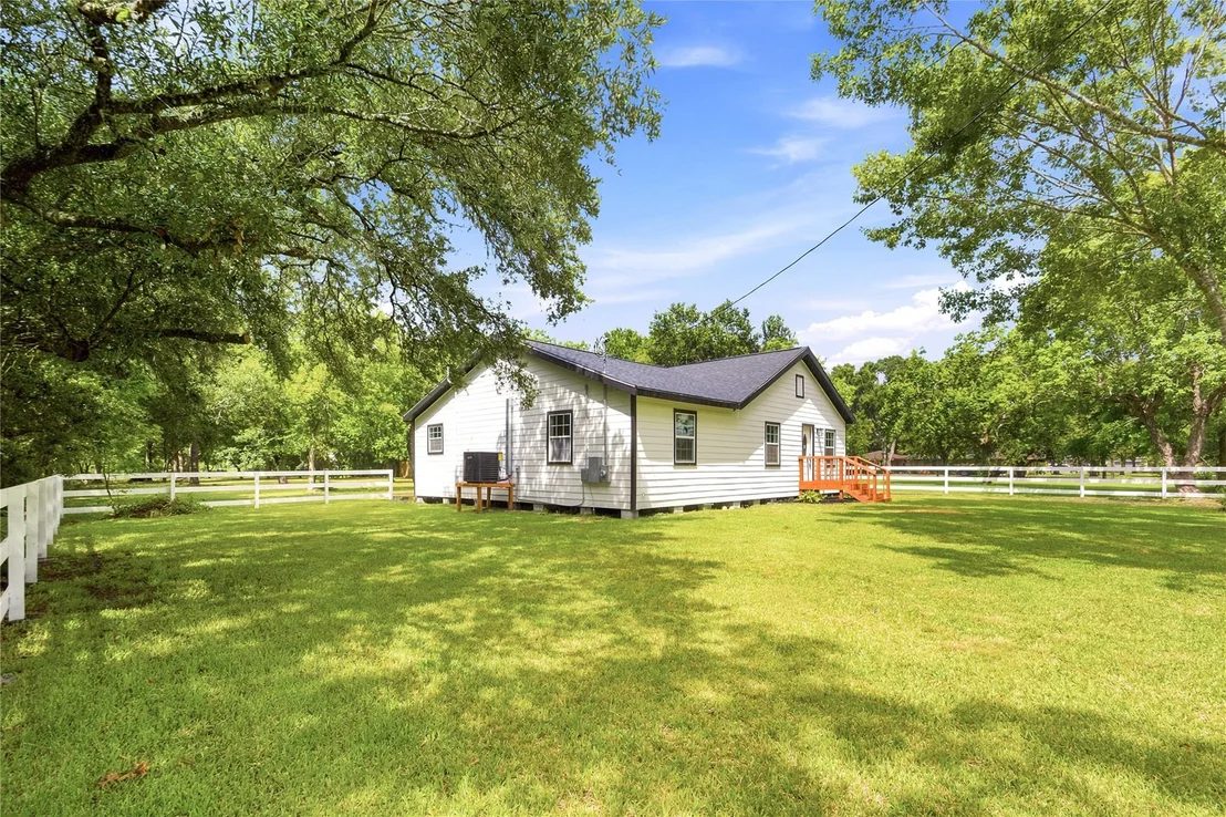 Photo of 8414 Schiro Road