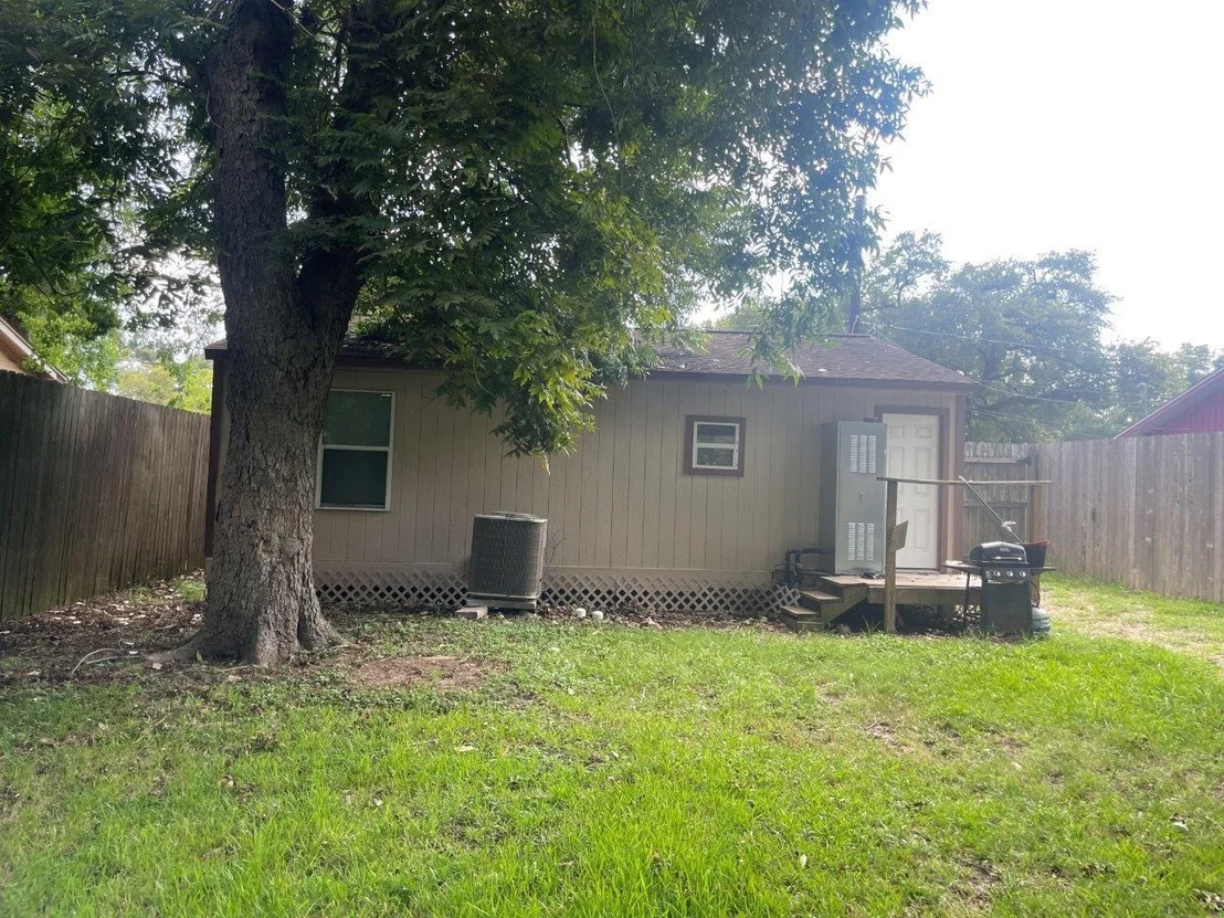 Photo of 918 Maple Street