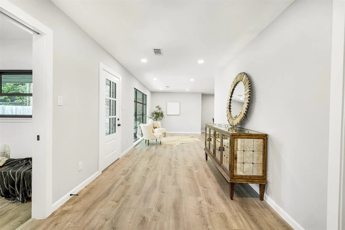 Photo of 10726 Riverview Drive