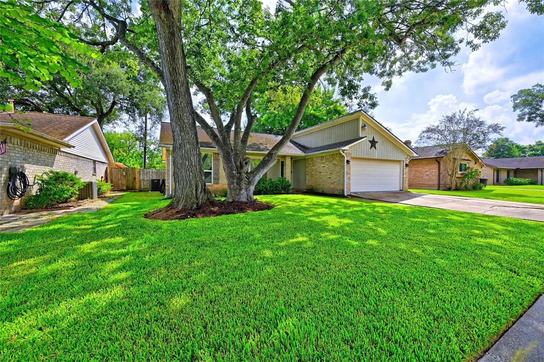Photo of 618 William Morton Drive
